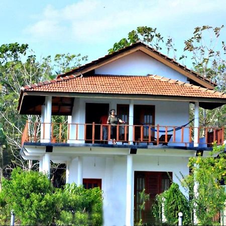 Pearl Cave Cabanas & Resturant Тангалла Экстерьер фото
